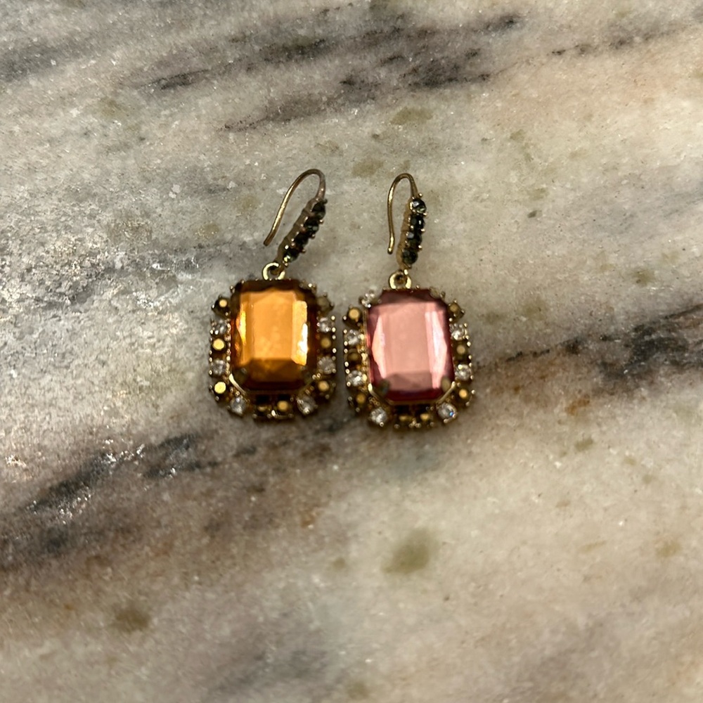 Pink acrylic gold plated fashion earrings